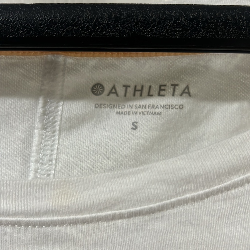 Athleta - Picture 2 of 5